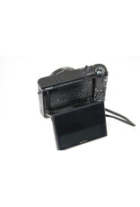 Sony Cyber-shot DSC-RX100 IV(M4) 20.1MP, 2.9x Zoom Compact Digital Camera with Case (Pre-Owned)