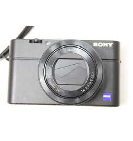 Sony Cyber-shot DSC-RX100 IV(M4) 20.1MP, 2.9x Zoom Compact Digital Camera with Case (Pre-Owned)
