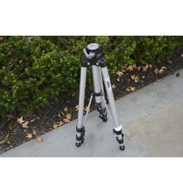 Bogen Bogen Model #3033 Tripod with Bogen #3057 Heavy Duty tripod Head with QR Plate (Pre-owned)
