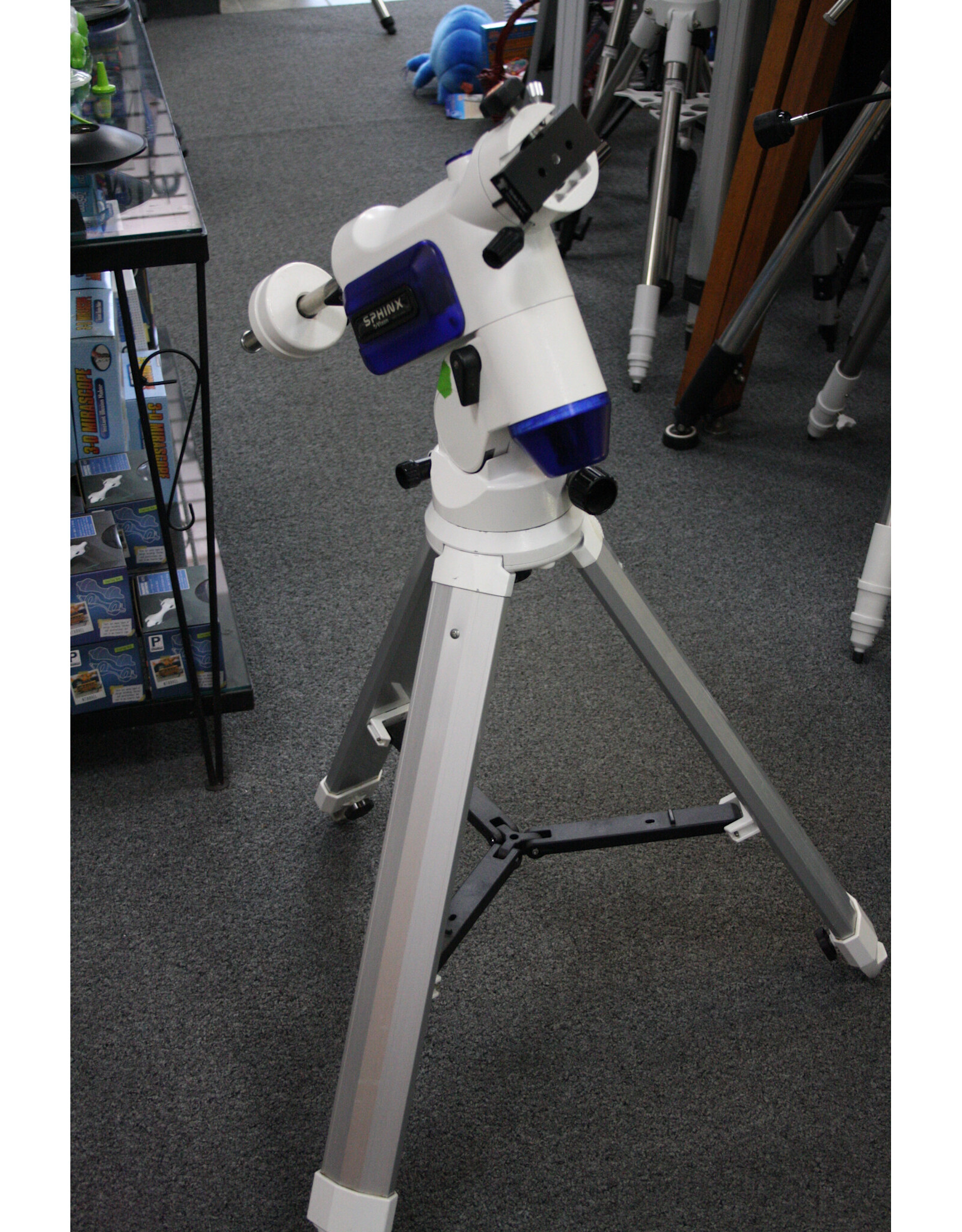 Vixen Optics Vixen Sphinx Mount with Tripod (Hand Controller NOT included) SOLD AS IS