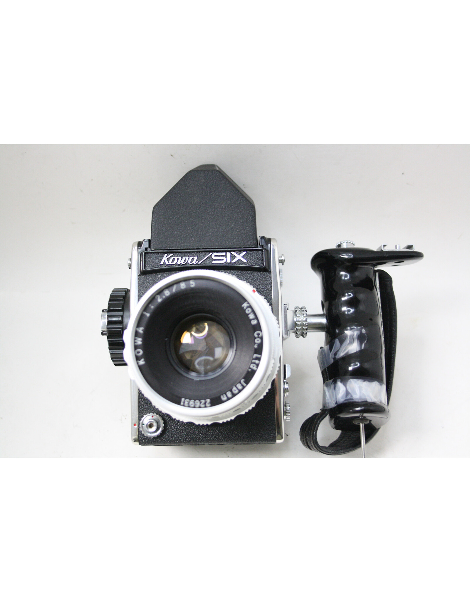 Kowa Six Kowa Six with 85mm f2.8 Lens, Prism Eye-level Finder and Hand Grip (Pre-owned)