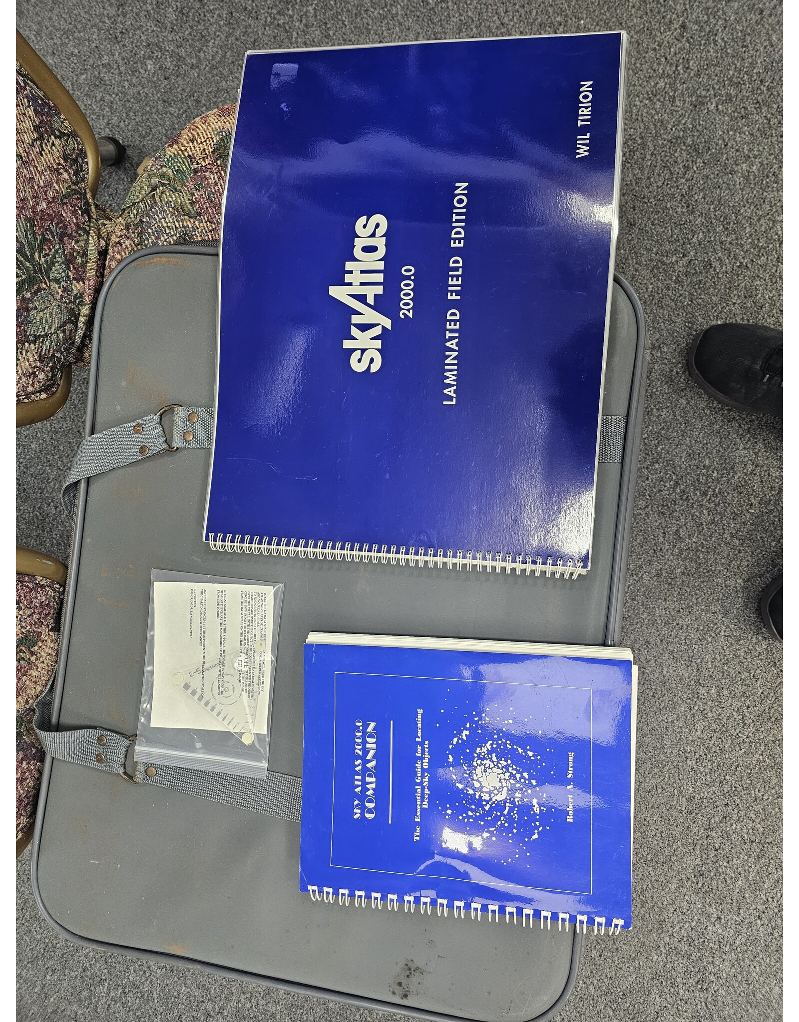 SkyAtlas 2000 Laminated Field Edition Stargazing kit (Pre-owned) with Companion book, Lam charts & L-5 Data Scale