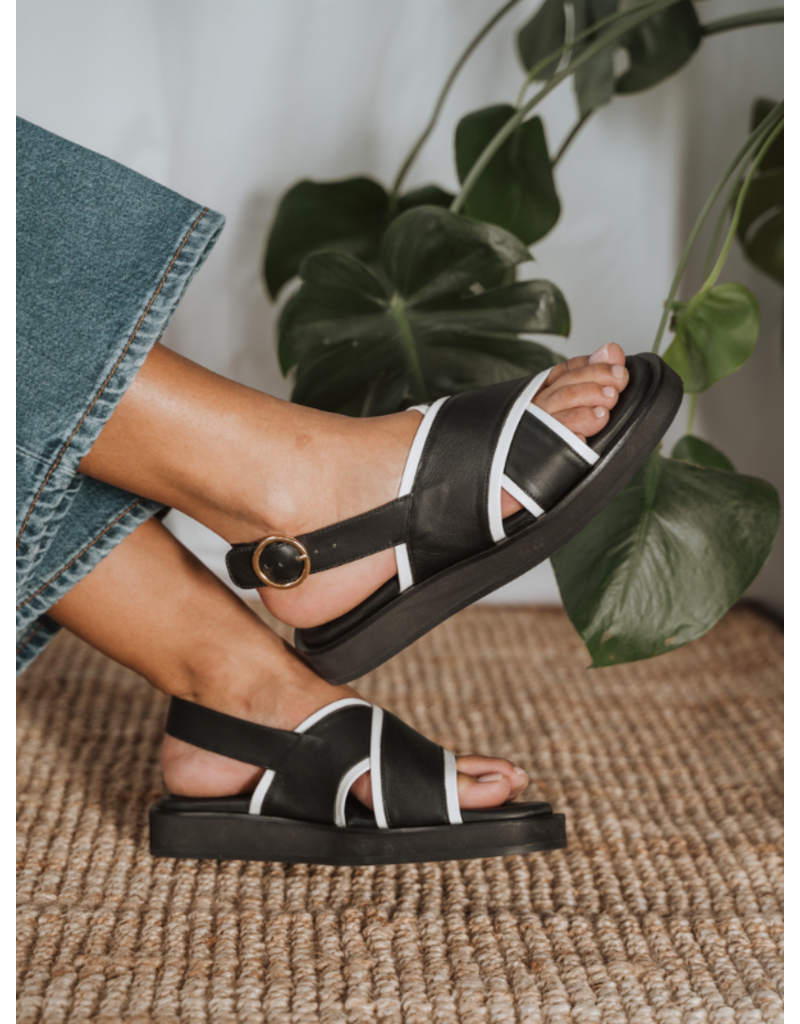 Poppy Barley The Sunday Sandal