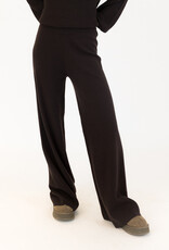 Lyla + Luxe Pant