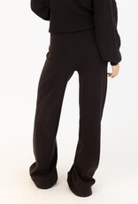 Lyla + Luxe Pant