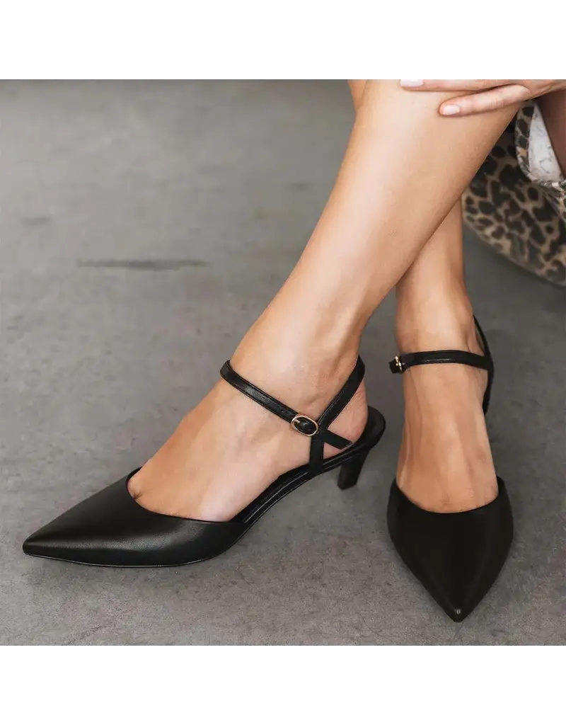 Poppy Barley The Claire Kitten Heel