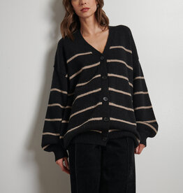 Line Della Cardigan