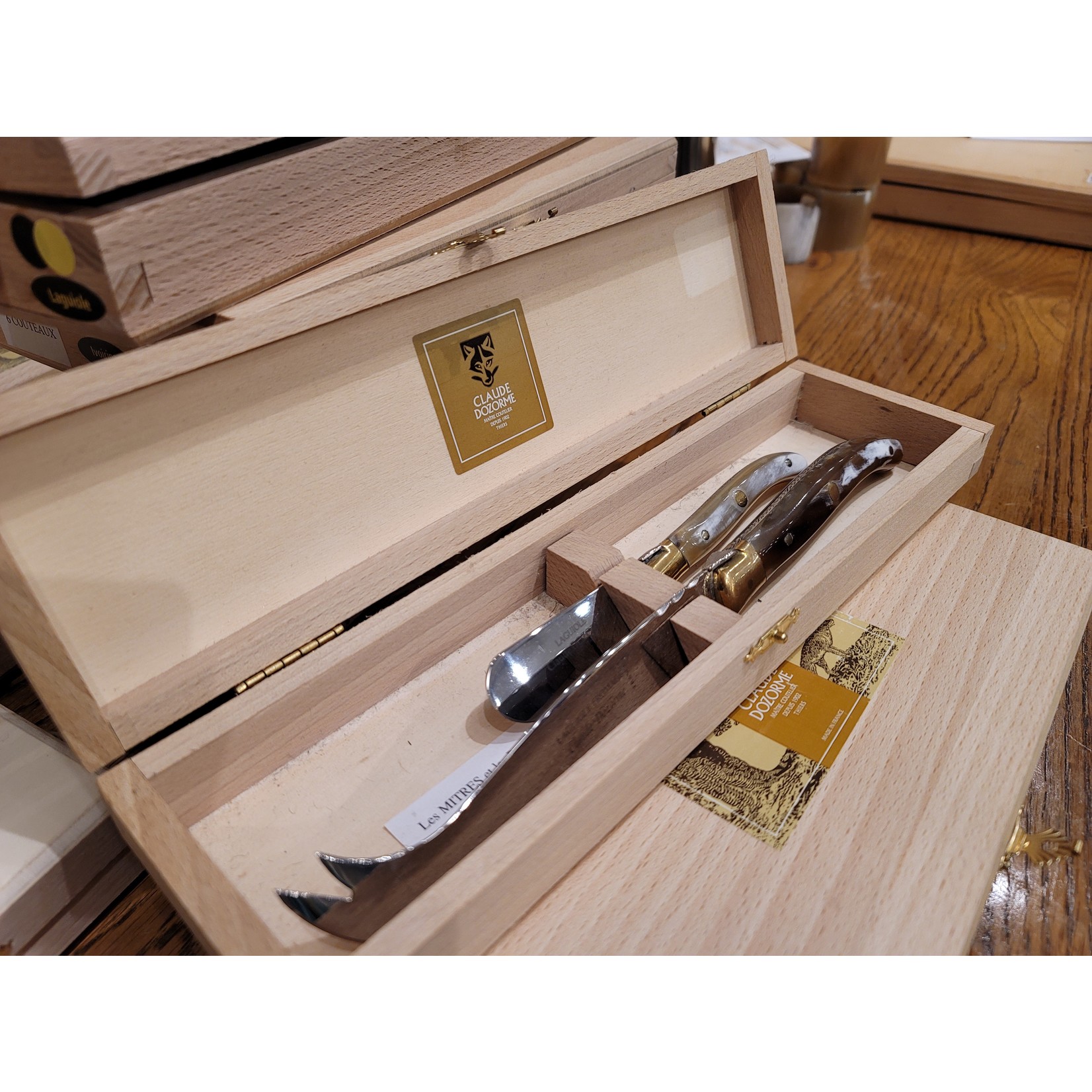 Cheese Knives & Storage Case