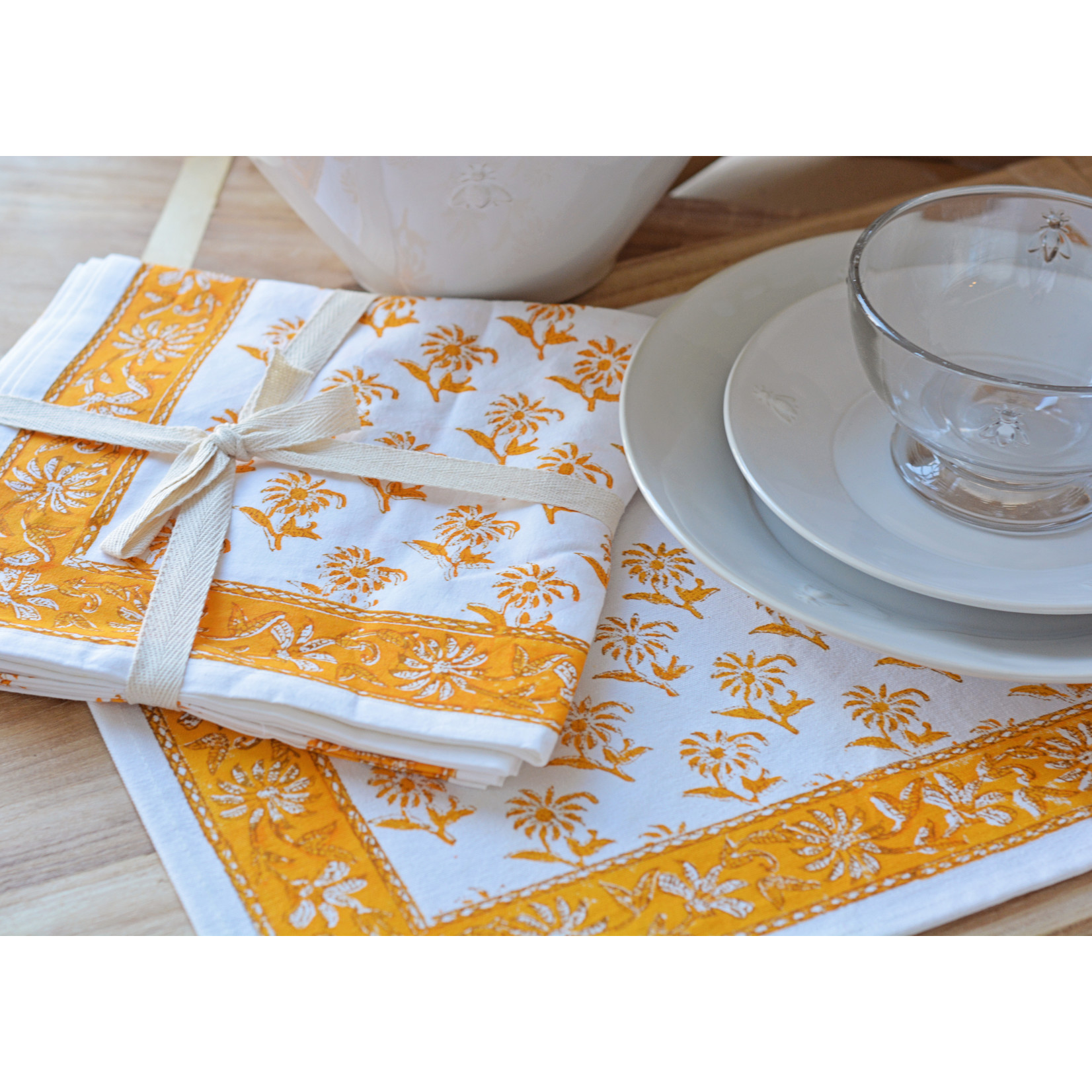 Demi Floral Tablecloth