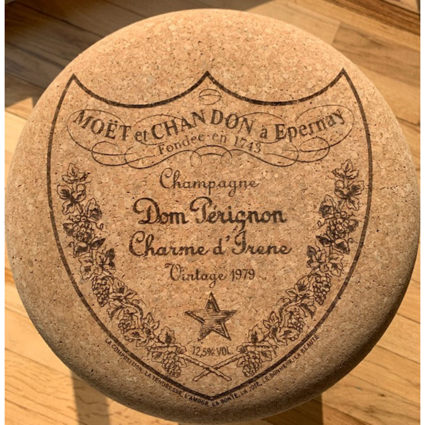 Provence Platters Champagne Cork Stool