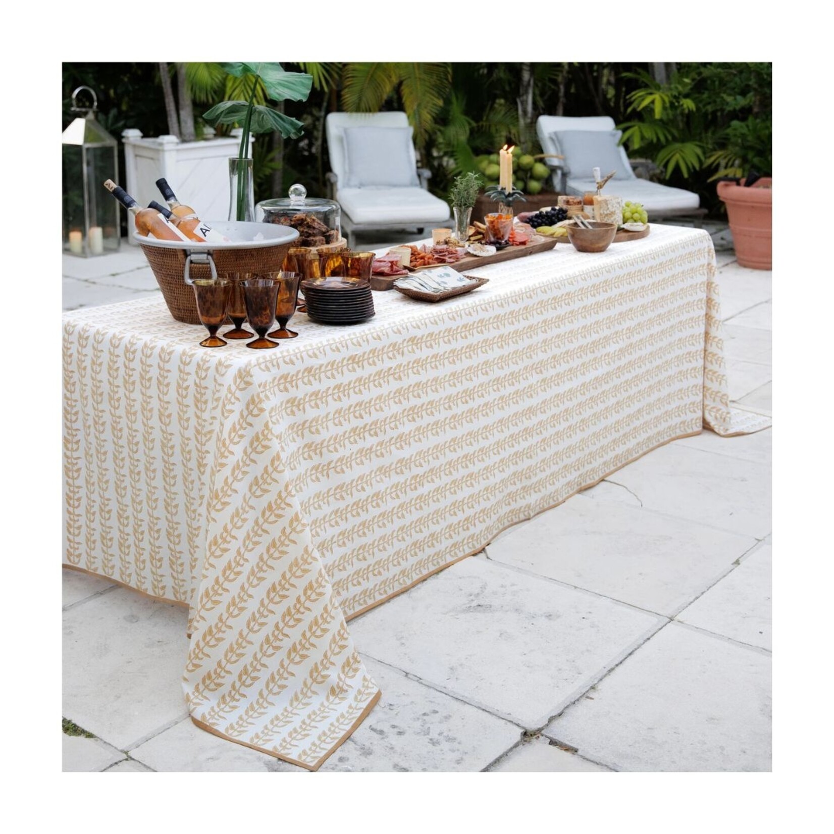 Pomegranate Climbing Nettle Sand Tablecloth & Table Runner