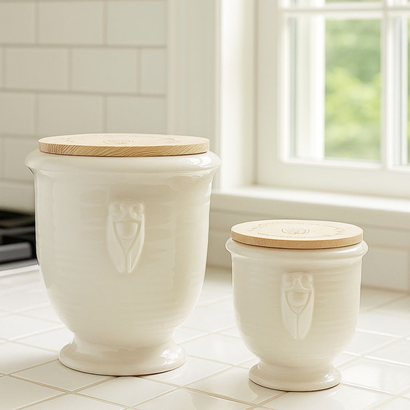 Cicada Signature Candle Small