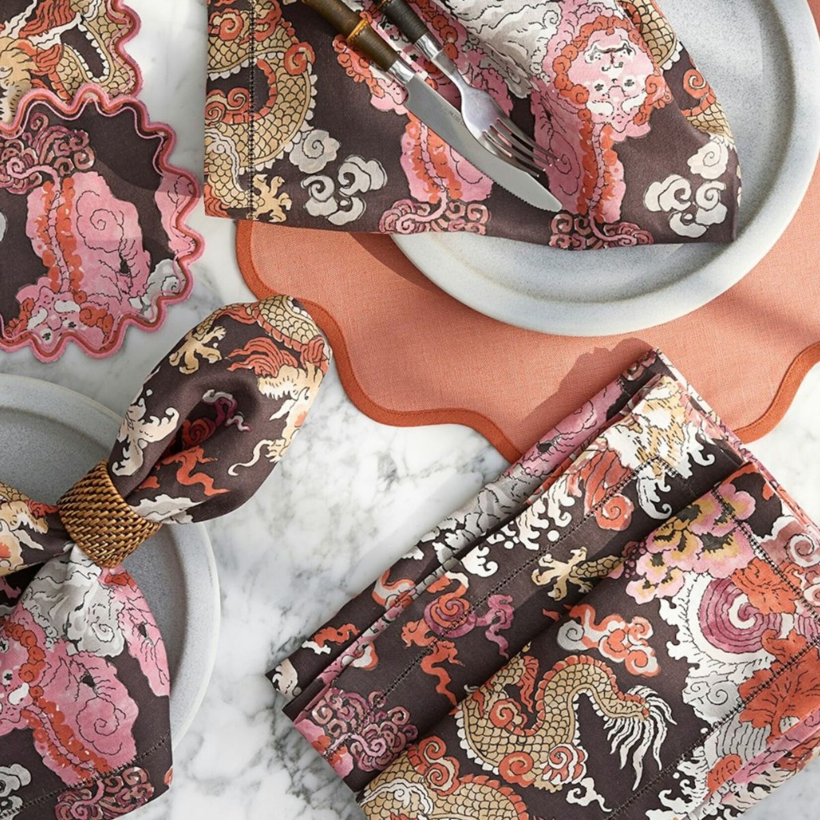 Matouk MATOUK Magic Mountain Tablecloth