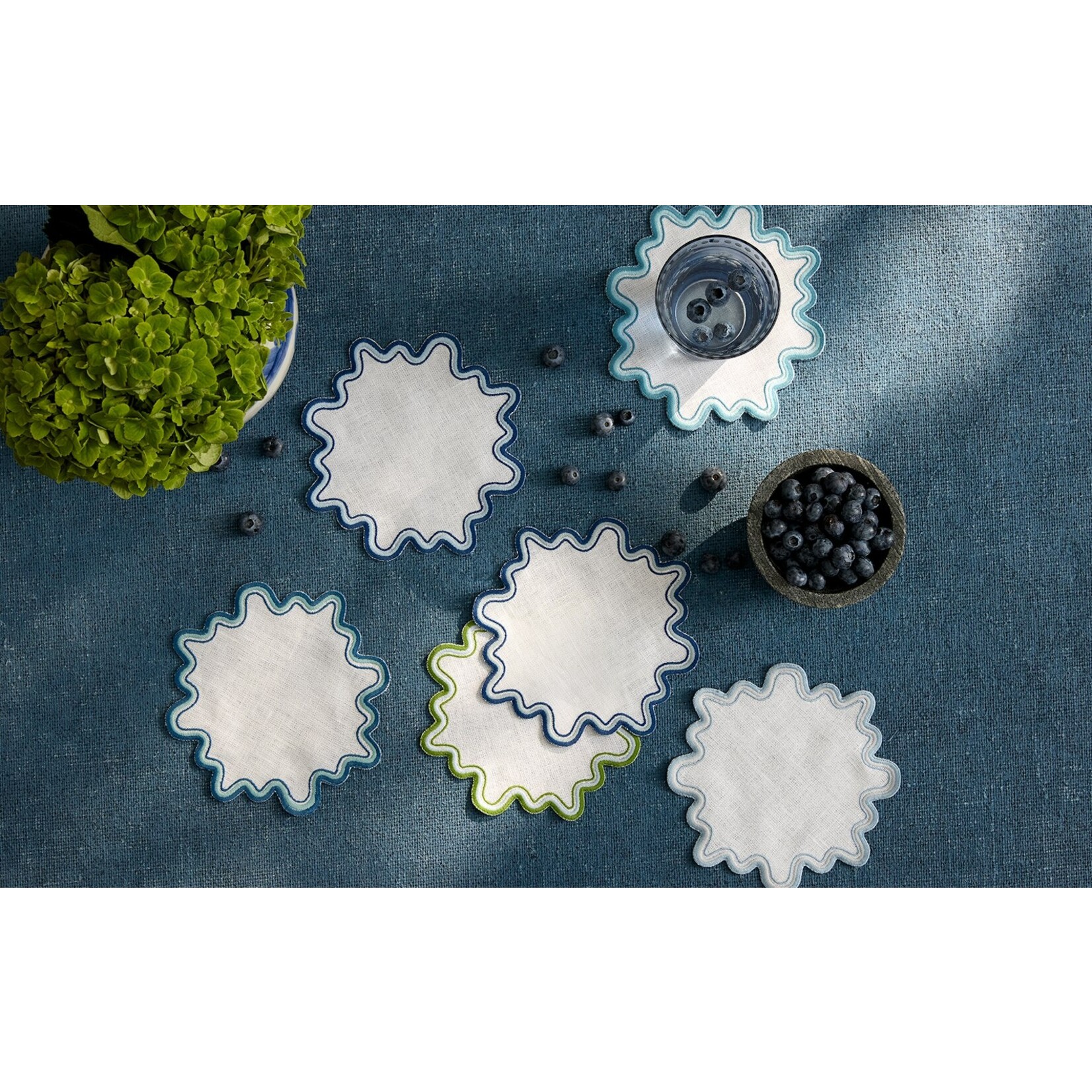 Matouk MATOUK Wave Cocktail Napkin- Set of 6
