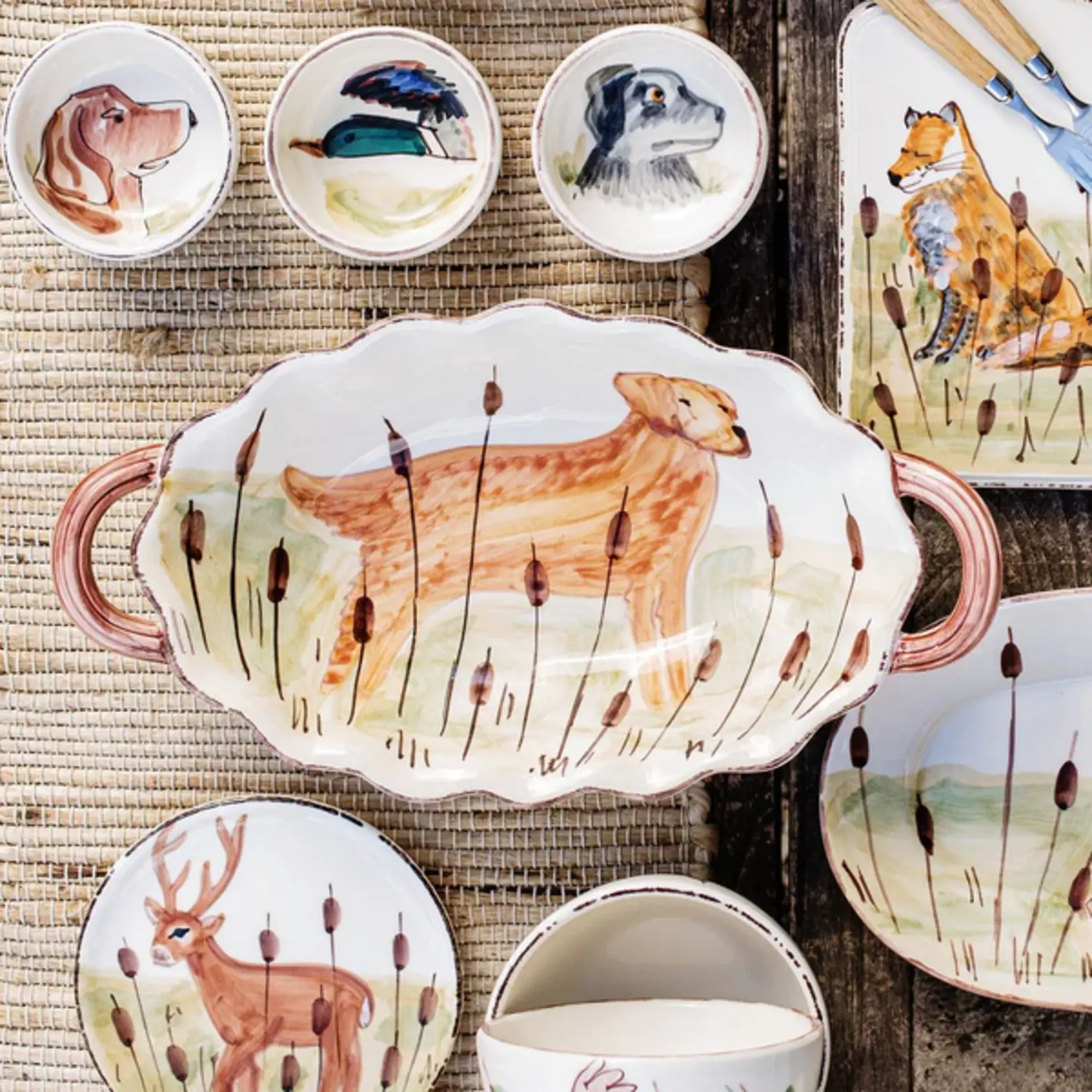 Vietri VIETRI Wildlife Hunting Dog Handled Oval Bowl