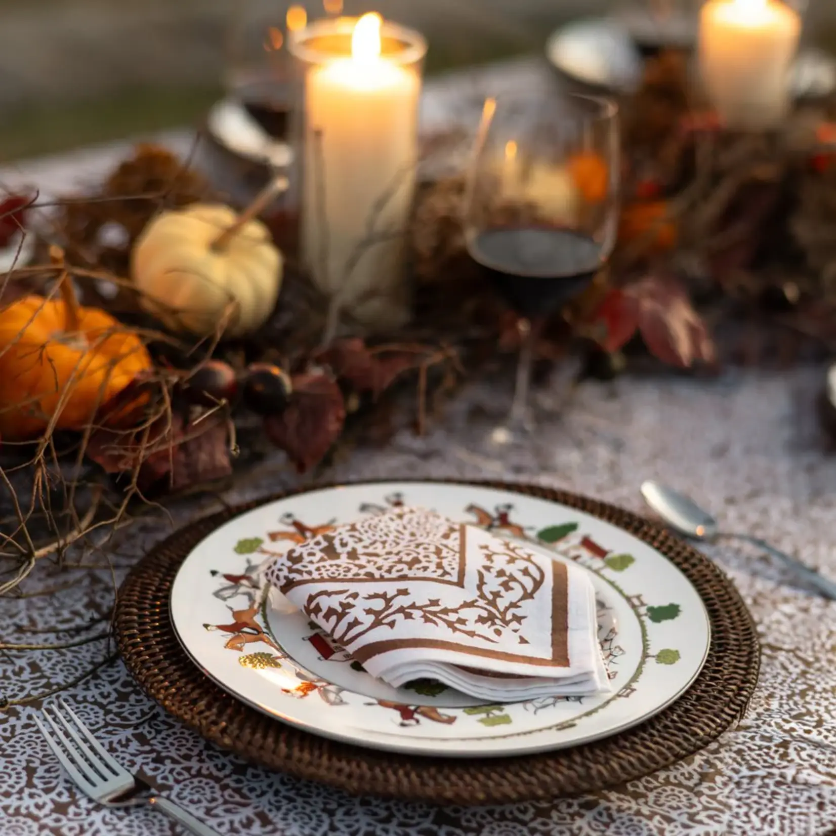 Pomegranate POMEGRANATE Tapestry Dark Chocolate Napkins