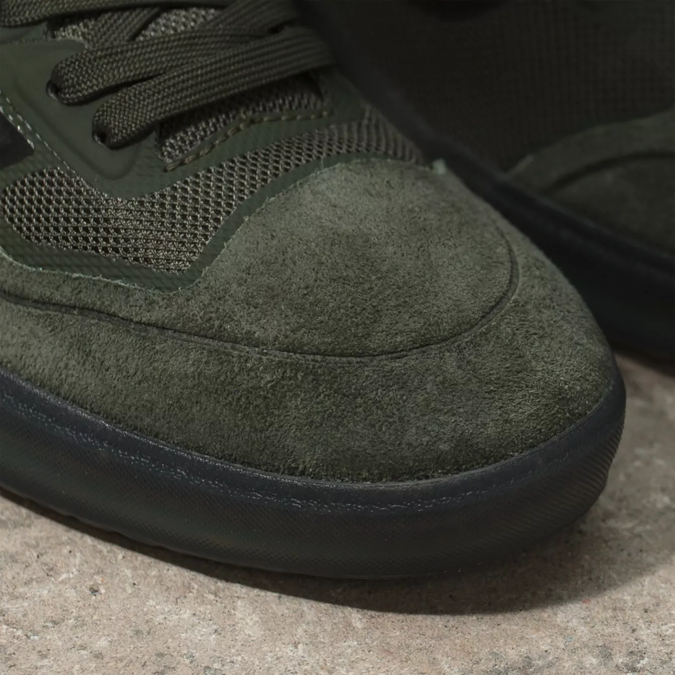 vans rainy day ave pro