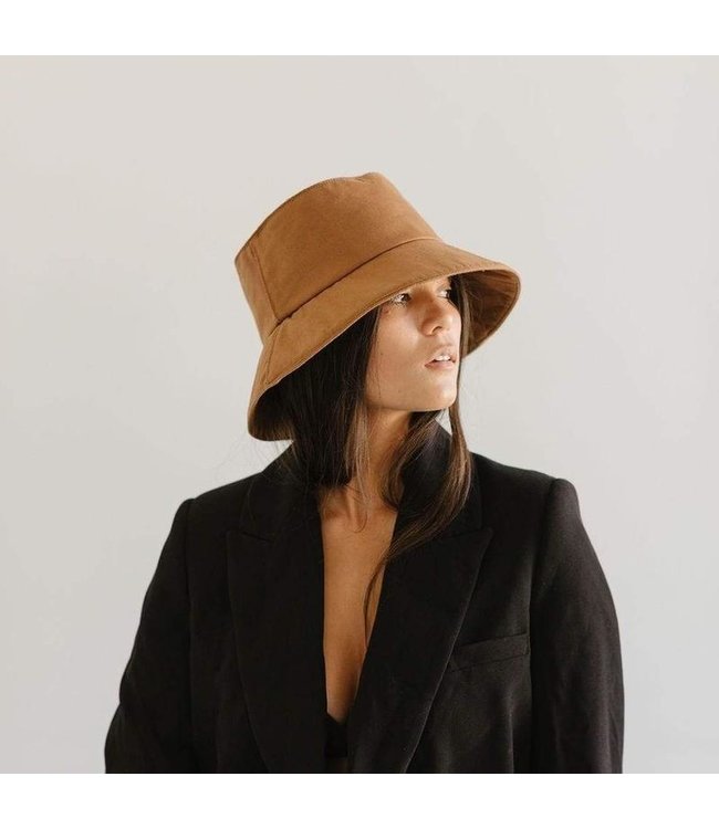 GIGI PIP RYLEE BUCKET HAT