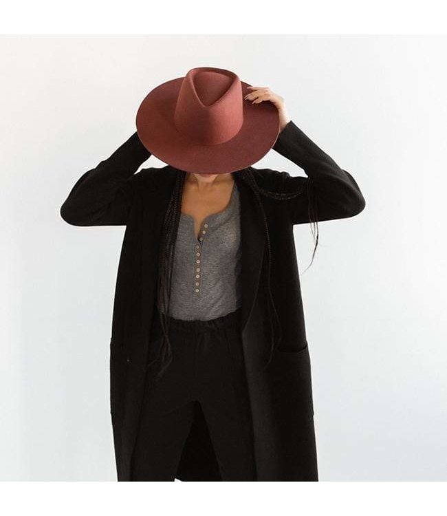 GIGI PIP DAKOTA TRIANGLE CROWN