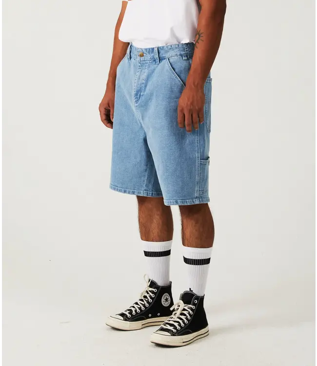 FORMER DISTEND WALKSHORT