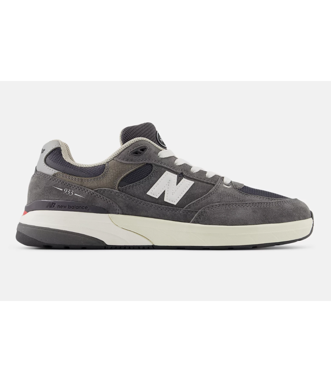 NEW BALANCE NM933 ANDREW REYNOLDS
