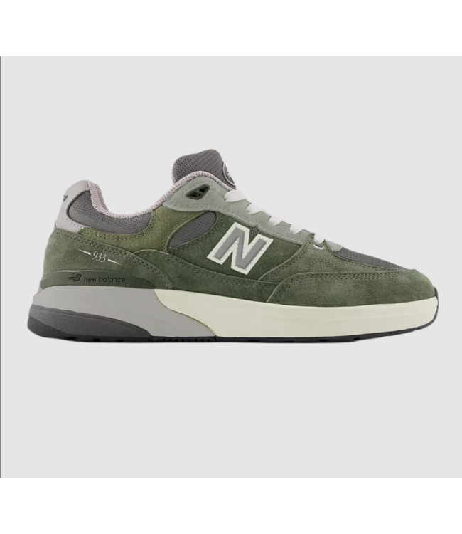 NEW BALANCE NM933 ANDREW REYNOLDS