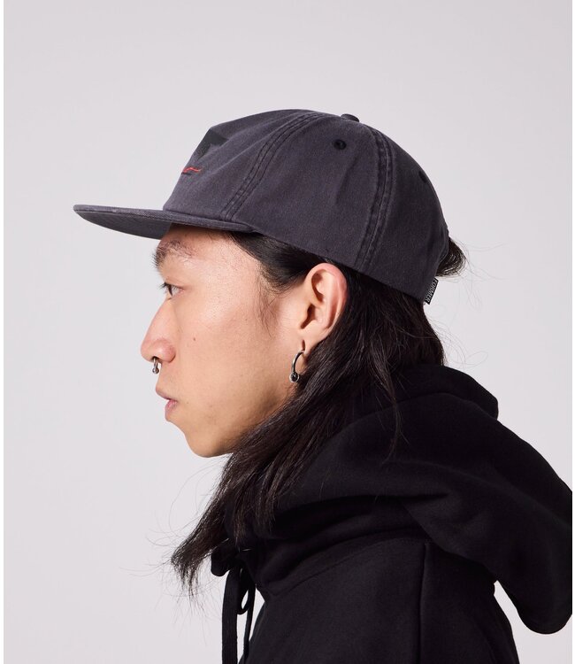 FORMER RAMPANT CRUX CAP