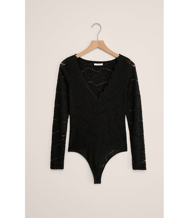 Z SUPPLY NIGHTFALL LACE BODYSUIT