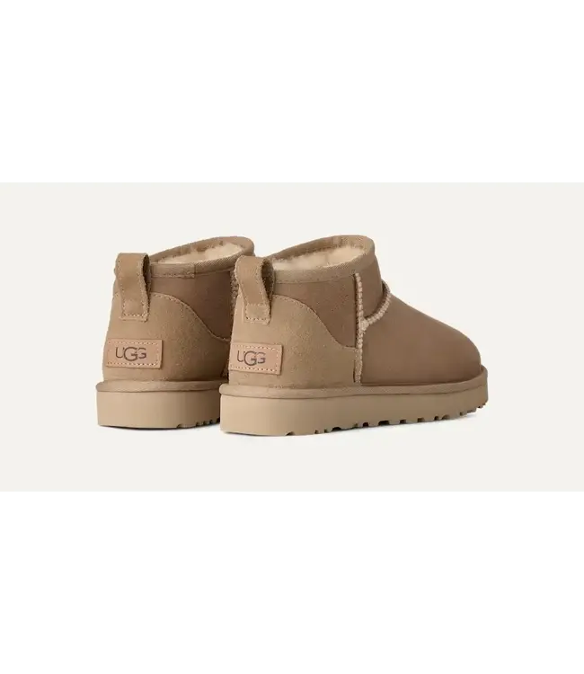 UGGS CLASSIC ULTRA MINI
