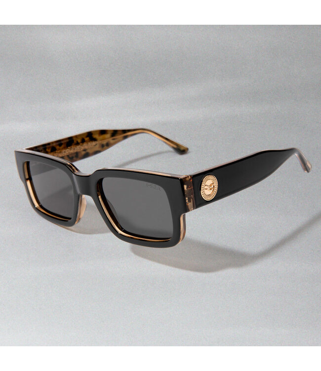 I-SEA COLE HOUSHMAND