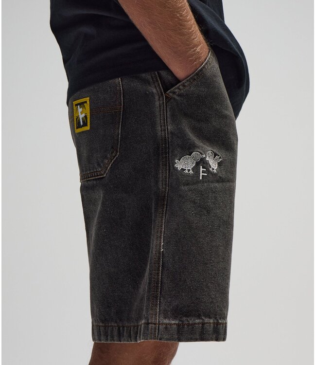 FORMER DXD Reynolds 21" Denim Walkshort Washed Black