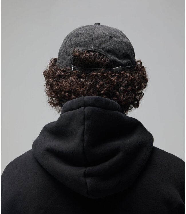 FORMER Rage Studded Cap Black