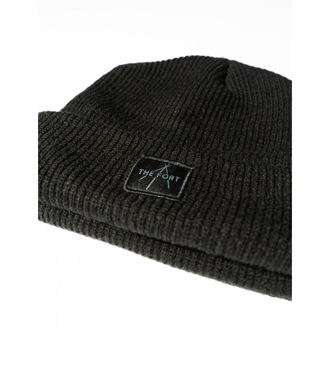 THE FORT Skateshop Beanie Trek Black