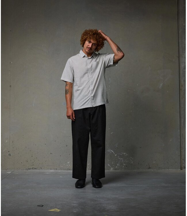 FORMER Reynolds Stripe SS Shirt Beige