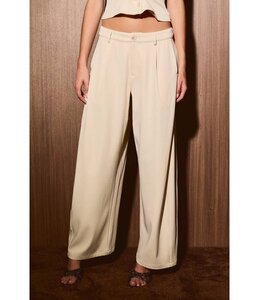 LE LIS Ashley Barrel Trouser Cream