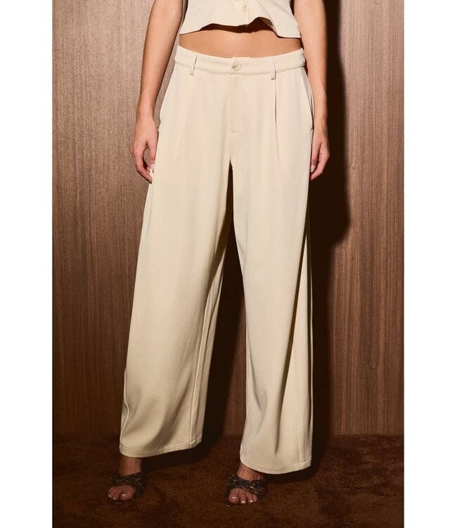 LE LIS Ashley Barrel Trouser Cream