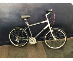 Trek Trek Navigator 2 18.5 Inch Grays 