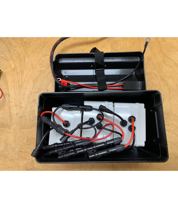 FPV-Power 12V 150Ah V3 Waterproof Lithium Batteries Wired In Parallel With 3-10Ah Chargers (3-50Ah Batteries)