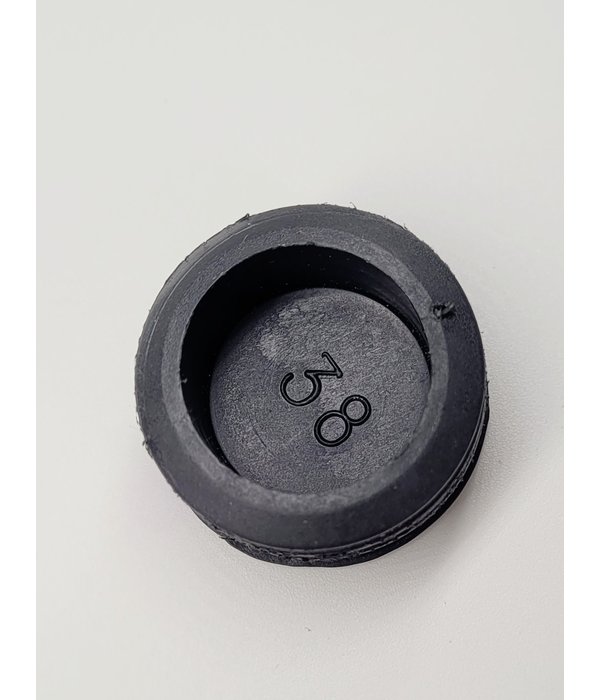 Chinook (Closeout) Mast Plug Size 38 (2 Piece Center Plug)