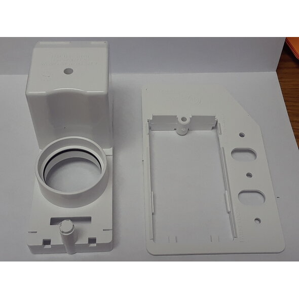 BEAM Hayden Dual Voltage Stud Mounting Bracket W/ Stationary Back Plate