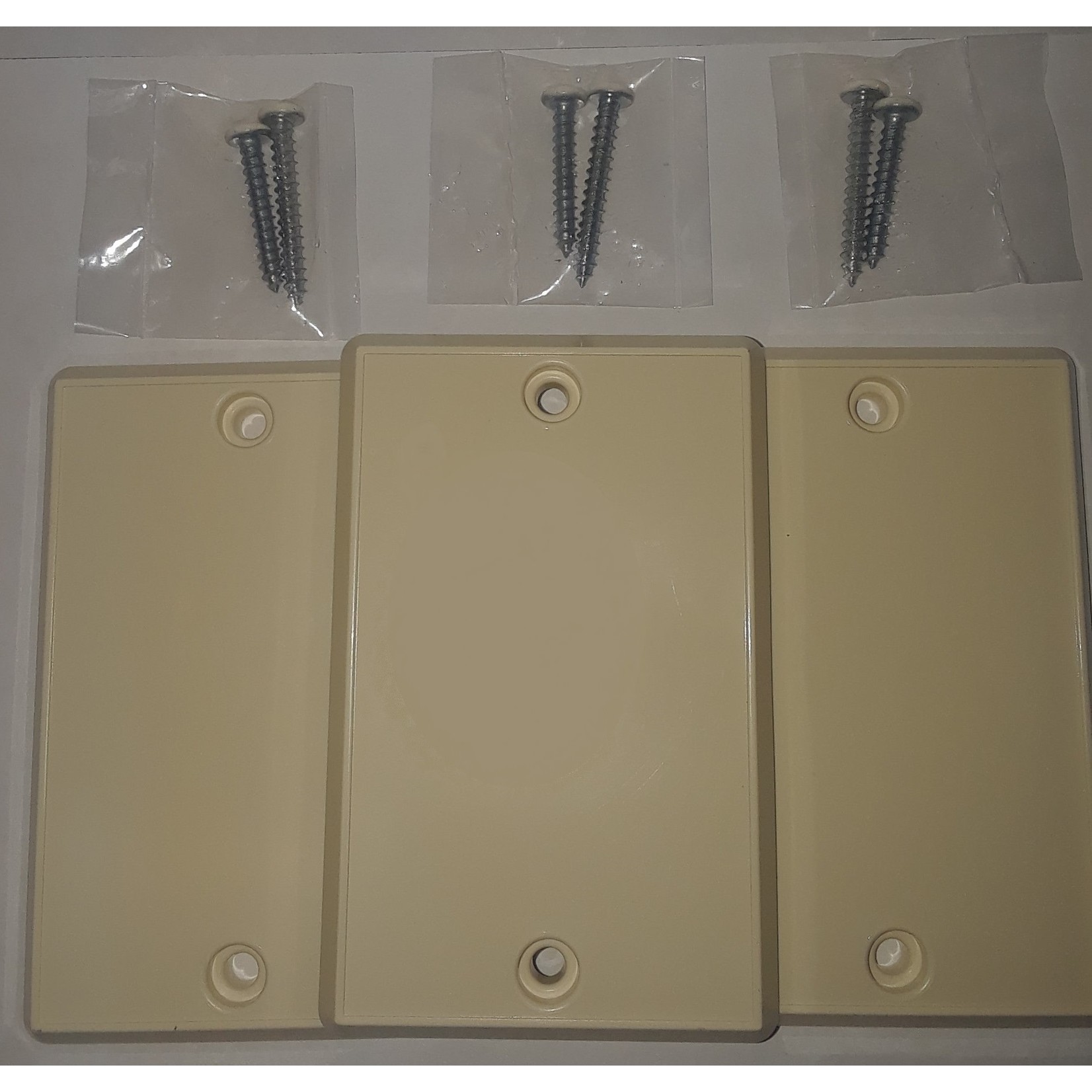 BEAM Central Vacuum Inlet Valve Cover Plate - Almond 3pk