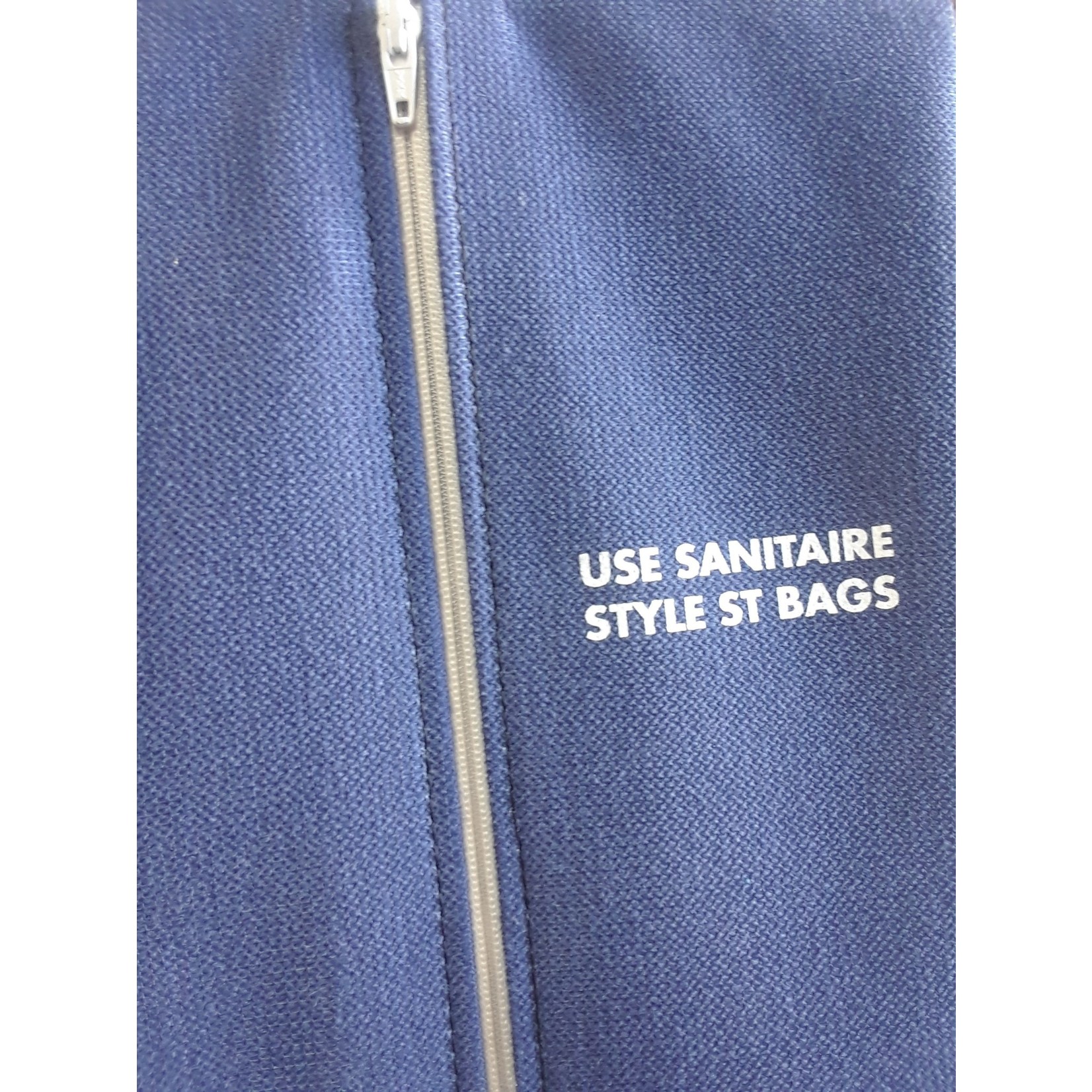 Sanitaire Sanitaire Micro Allergen Single Zipper Screw On Outer Bag - Fits ST Bags - Blue