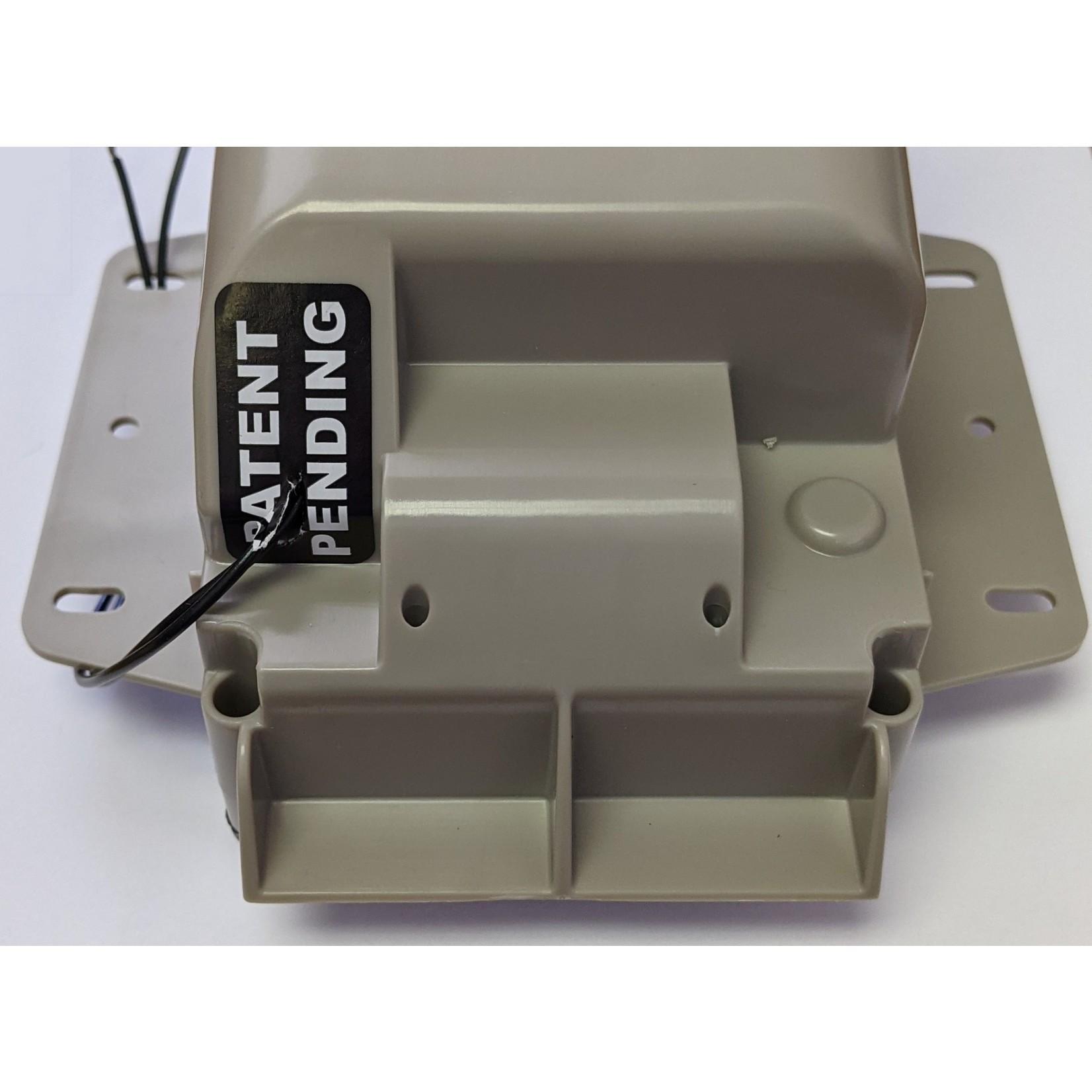 Chameleon Chameleon Central Vacuum Rough-In Stud Bracket Assembly