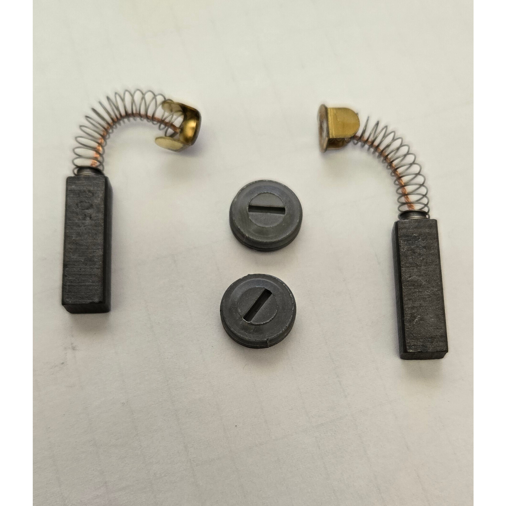 Royal Royal Motor Brushes for Metal Uprights - 2pk