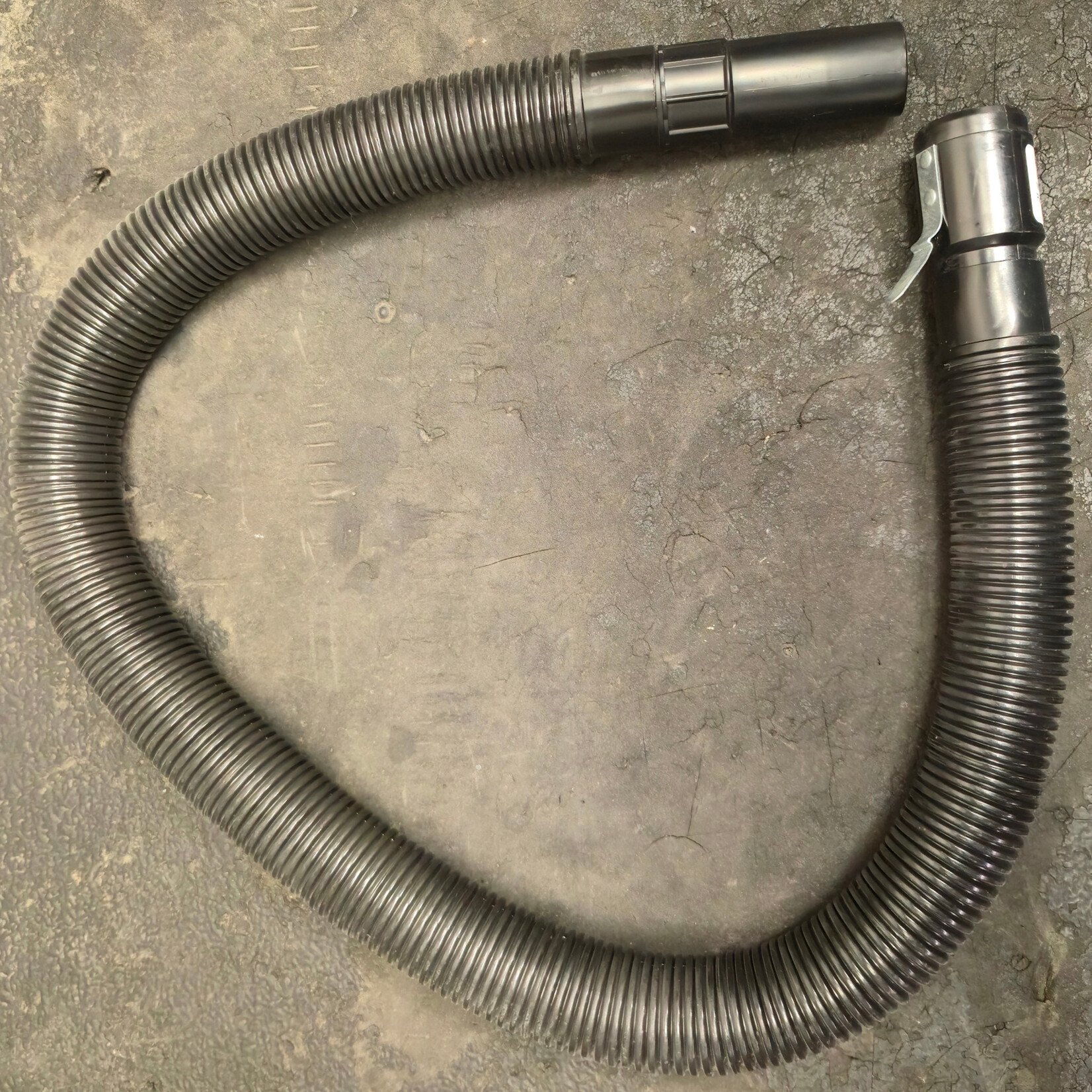 Royal Royal & Dirt Devil Hand Vac Hose Assembly