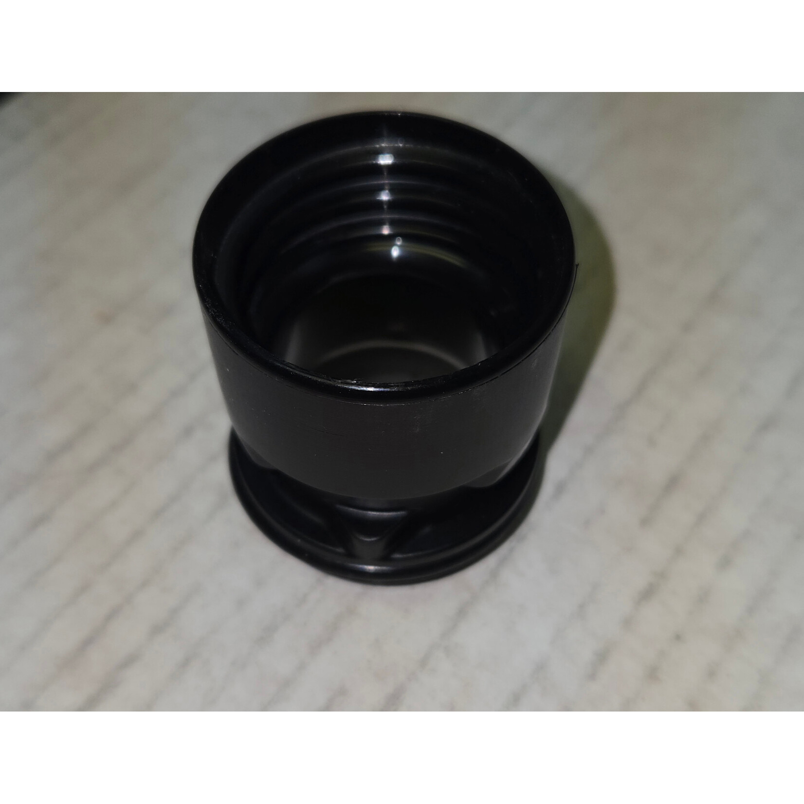 Chameleon Chameleon Threaded Locking Hose End (Without Low Volt extension)