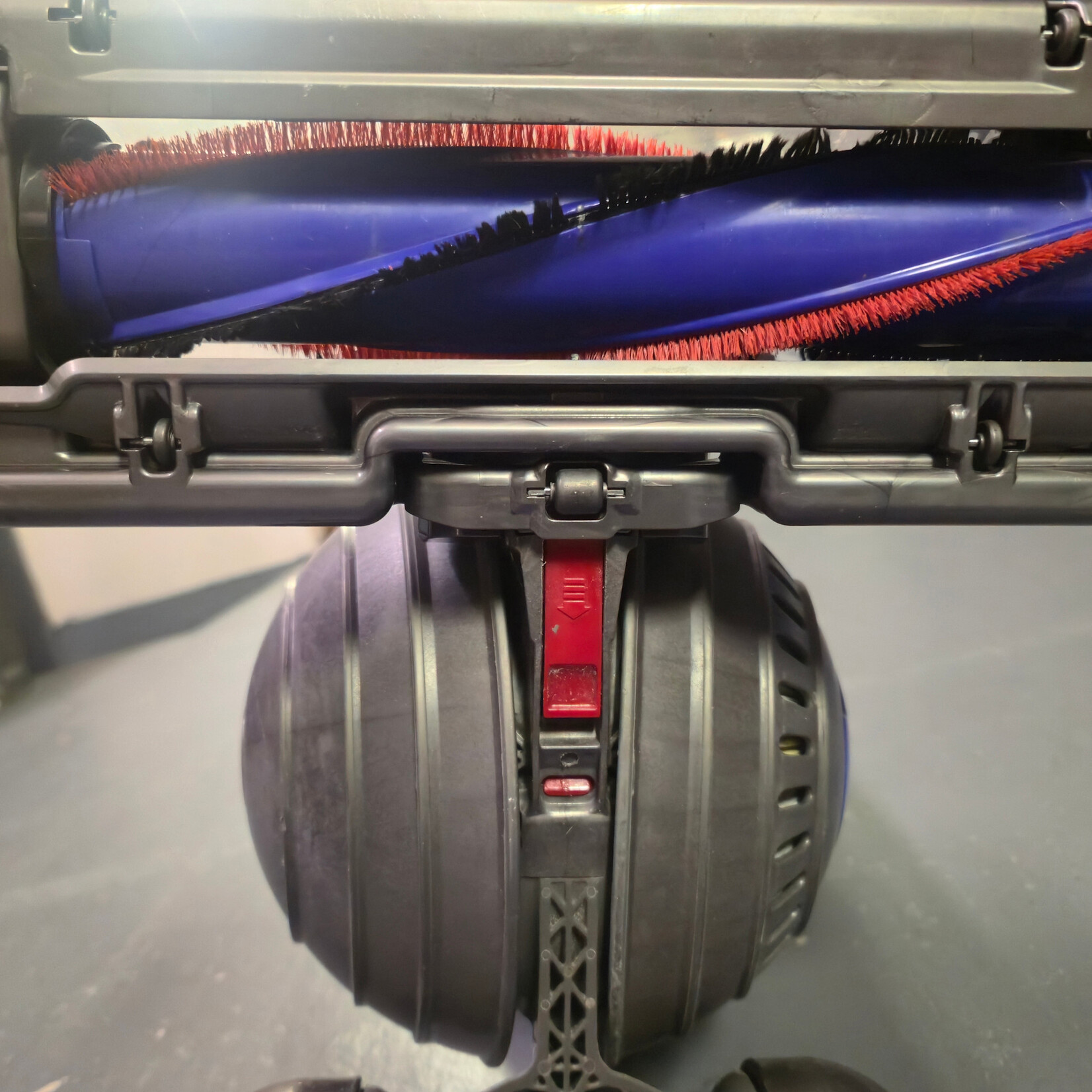 Dyson Dyson DC50 Ball Compact Upright With Advanced Cleaner Head - Reconditioned - Swiss Boy Certified