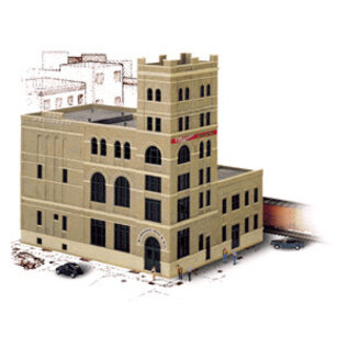 Walthers 933-3024 Milwaukee Beer and Ale Brewery Building Kit