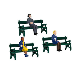Lionel 1930190 Sitting People w/Benches, O Scale