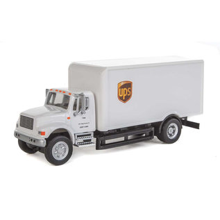 Walthers 11295 International 4900 UPS Van